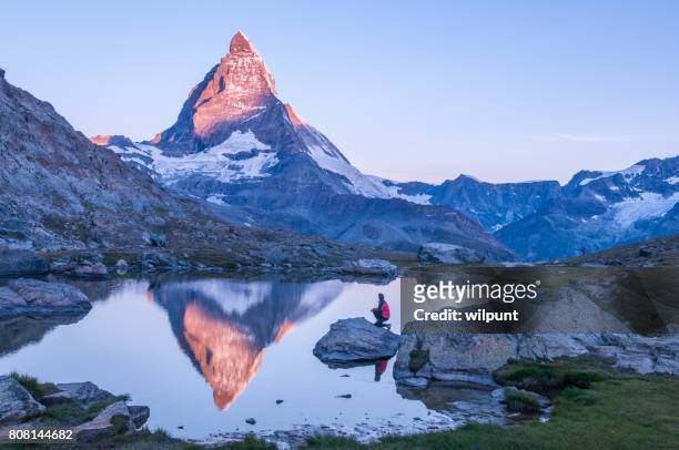 s - schweizer alpen stock-fotos und bilder