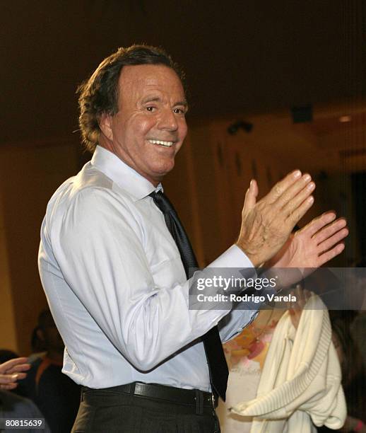 Julio Iglesias