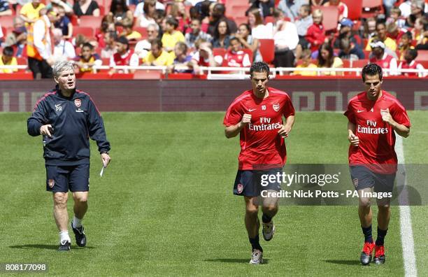 Pat Rice Assistant Manager 724 Robin Rice Stock Photos, High-Res Pictures, and Images - Getty Images