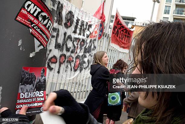 High school students protest on April 22, 2008 in front of the Rectorate of Lyon, against a job cuts in the Education including 8.830 teaching...