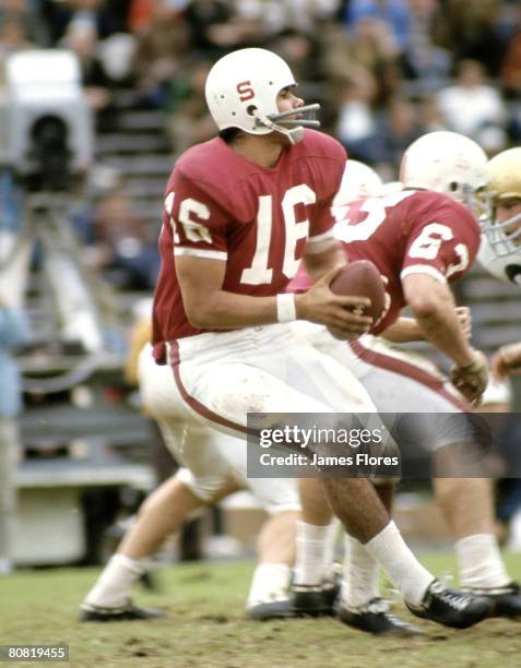 Quarterback Jim Plunkett of the Stanford Indians in a 29 to 22 win over the University of Washington Huskies at Stanford Stadium on November 7, 1970...