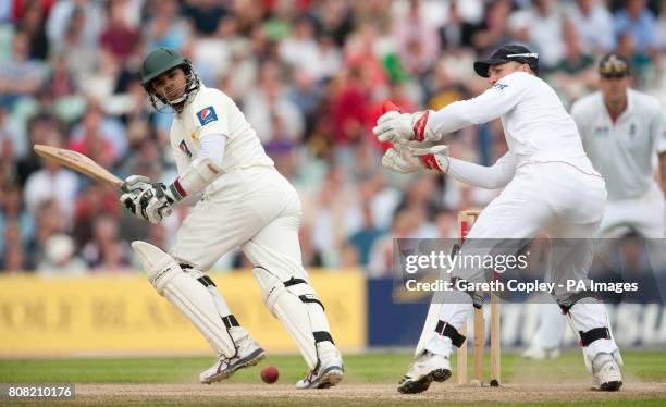 Pakistan's Azhar Ali bats watched by England wicketkeeper Matt Prior during the third npower Test at The Brit Insurance Oval, London.