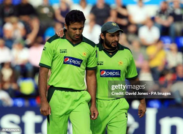 Shahid Riaz R 30 Riaz Shahid Stock Photos, High-Res Pictures, and Images - Getty Images