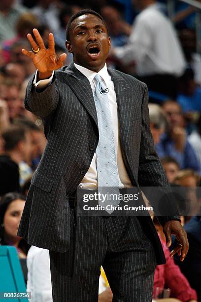 Head coach Avery Johnson of the Dallas Mavericks calls a play against the New Orleans Hornets in Game One of the Western Conference Quarterfinals...