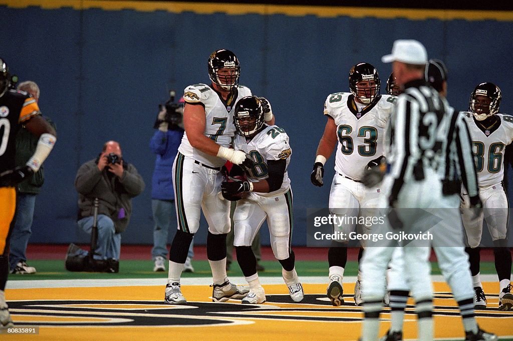 Jaguars Boselli and Taylor