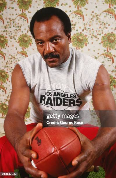 National Football League Hall of Fame running back, Jim Brown, poses during a 1987 Los Angeles, California, photo portrait session. In 1987 Brown was...