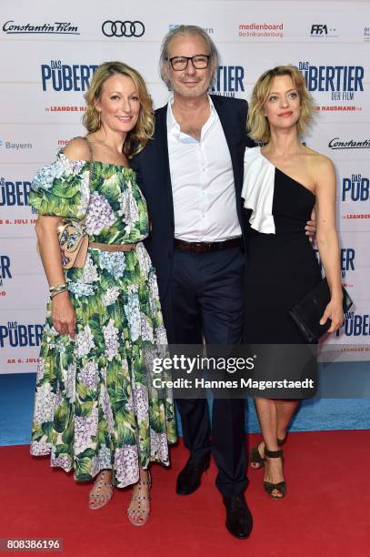 Actress Monika Gruber Leander Haussmann and Heike Makatsch during the ''Das Pubertier'' premiere at Mathaeser Filmpalast on July 4, 2017 in Munich,...
