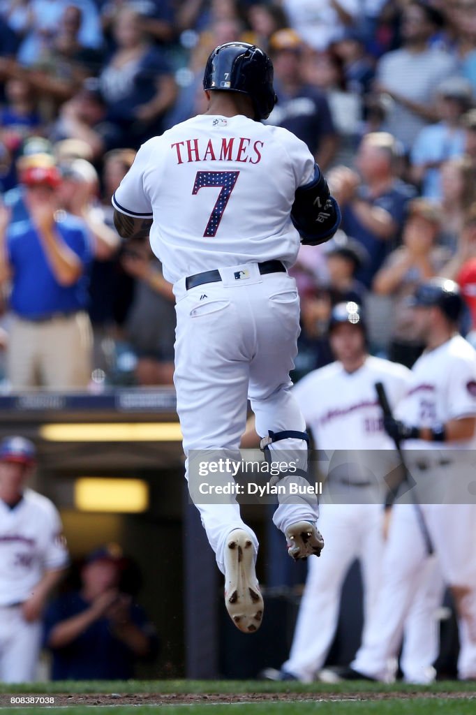 Baltimore Orioles v Milwaukee Brewers