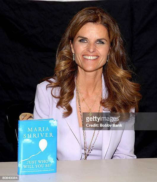 Maria Shriver signs copies of "Who Will You Be? Big Question, Little Book, Answer Within" at Bookends Bookstore on April 23, 2008 in Ridgewood, New...