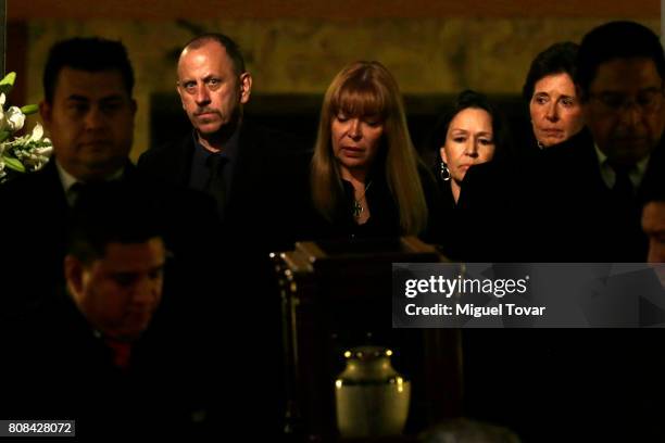 Maria Cristina Garcia widow of Jose Luis Cuevas arrives with the remains of Mexican artist Jose Luis Cuevas at Bellas Artes Palace on July 04, 2017...