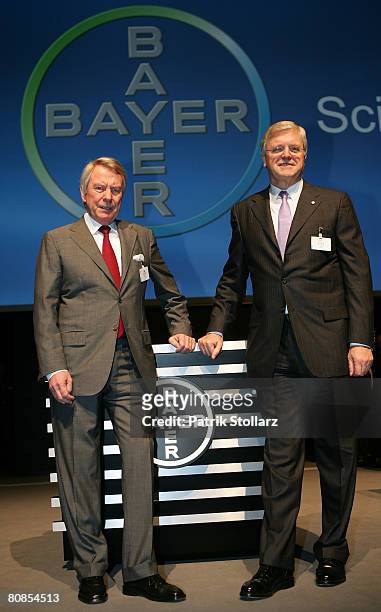 Manfred Schneider ,Chairman of the supervisory board of Bayer AG and CEO Werner Wenning pose prior their 2008 shareholders meeting on April 25, 2008...
