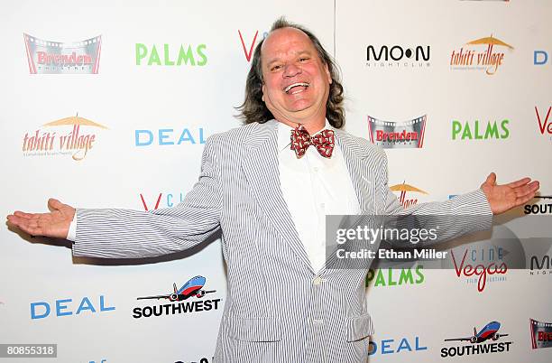 Actor Carl Ritchie Ritchie Montgomery Photos and Premium High Res Pictures - Getty Images