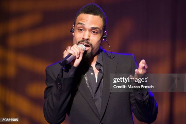 Singer Bilal performs at the final rehearsal of 'The Dresden Soul Symphony' on April 25, 2008 at the "Alter Schlachthof" in Dresden, Germany. The...