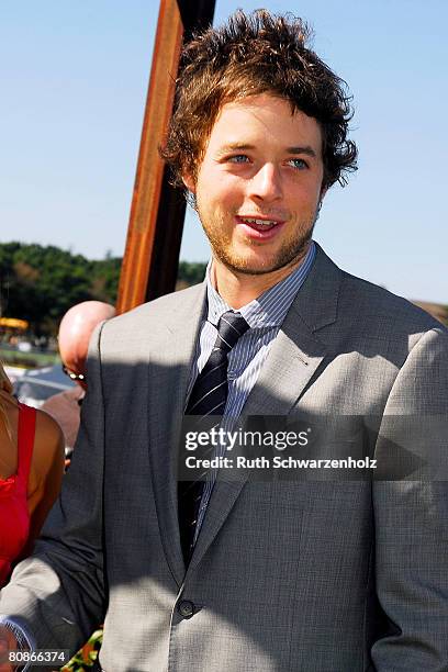 Radio host Hamish Blake arrives at the David Jones Marquee on Emirates Doncaster Day at the Royal Randwick Racecourse on April 26, 2008 in Sydney,...