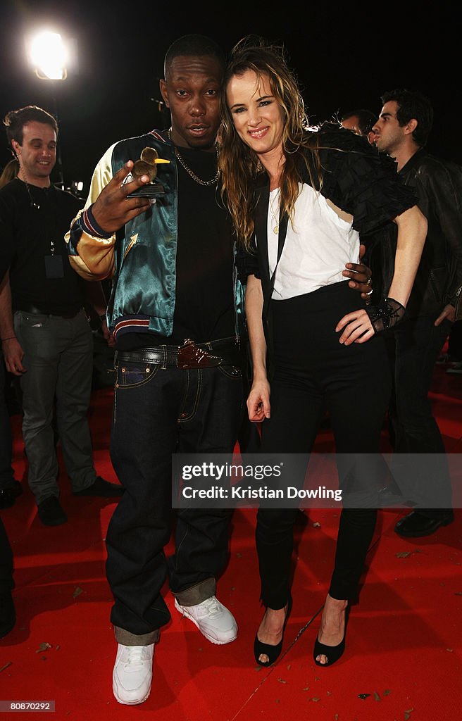 Dizzee Rascal 2008 Rapper Dizzee Rascal and actress/singer Juliette Lewis arrive at the ...