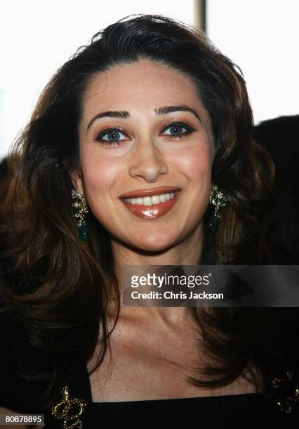 Karisma Kapoor arrives at the Zee Cinema Awards 2008 at the Excel centre on April 26, 2008 in London, England.