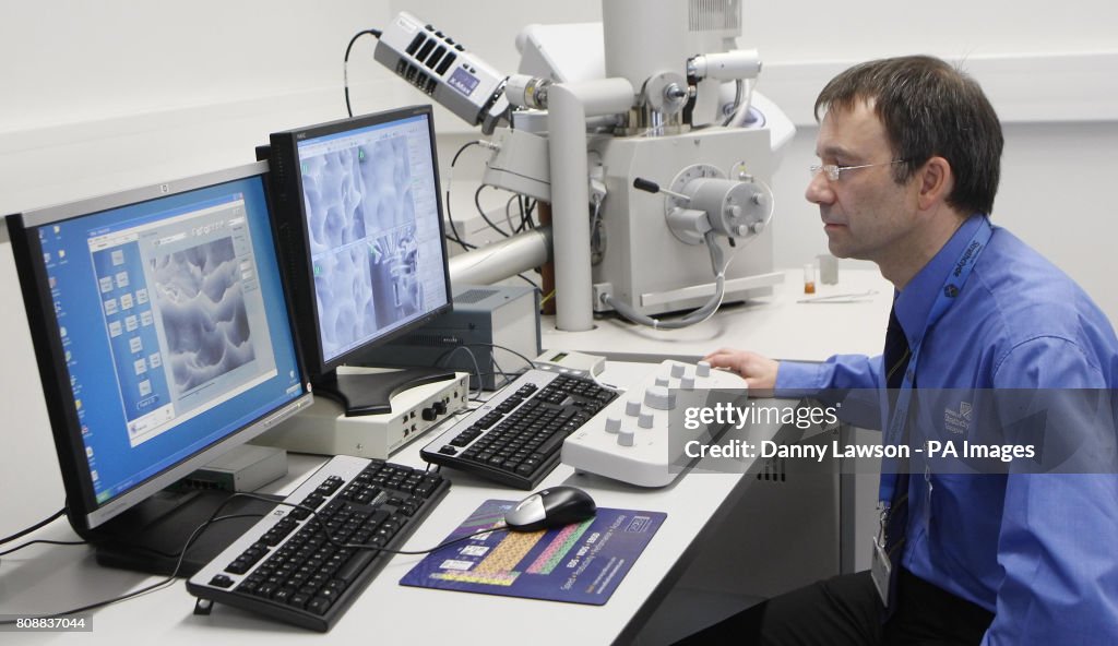 Royal opens Advance Forming Research Centre