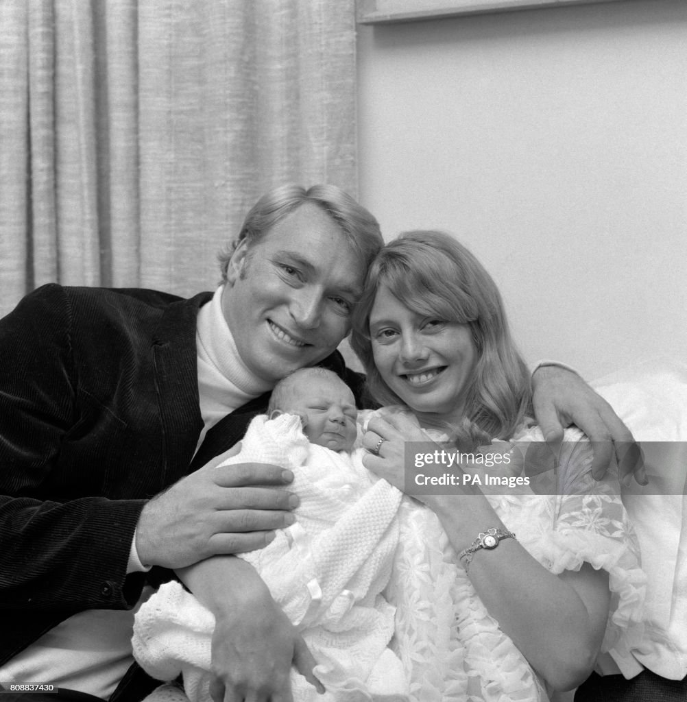 Ilfield English born Australian singer Frank Ifield and his wife, former ...