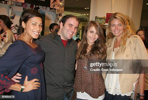 Willa Holland with LeSportsac Executives - L-R - Eunice Liriano, Eric Lichtenstein, Willa Holland and Jill Snowden *exclusive*