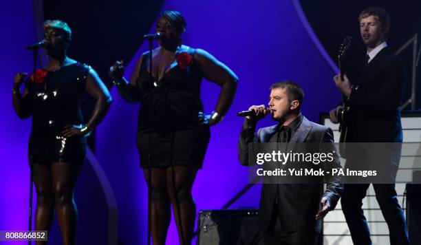 Plan B O2 263 Plan B Performs At The O2 Arena In London Stock Photos, High-Res ...
