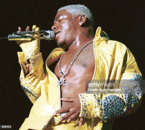 Sisqo performs in concert May 27, 2000 in New Orleans, Louisiana.