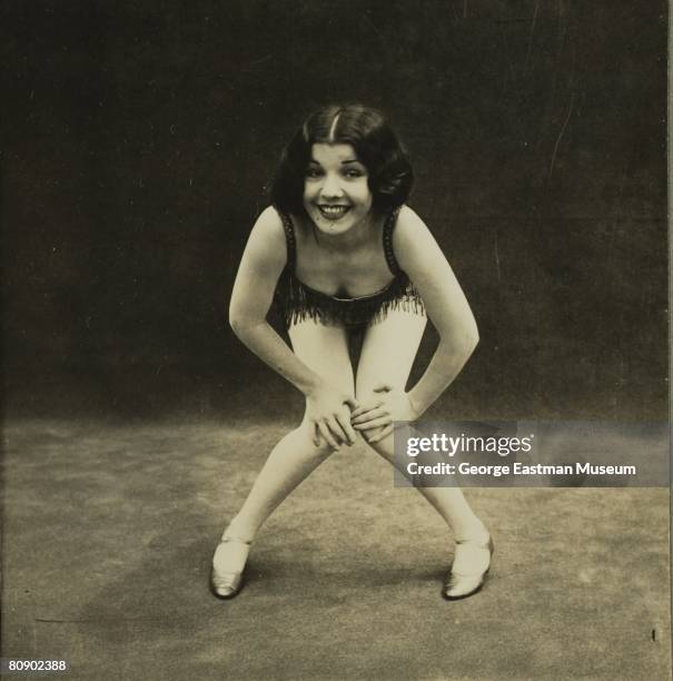 Flapper On Hand Flapper Dance Photos and Premium High Res Pictures - Getty Images