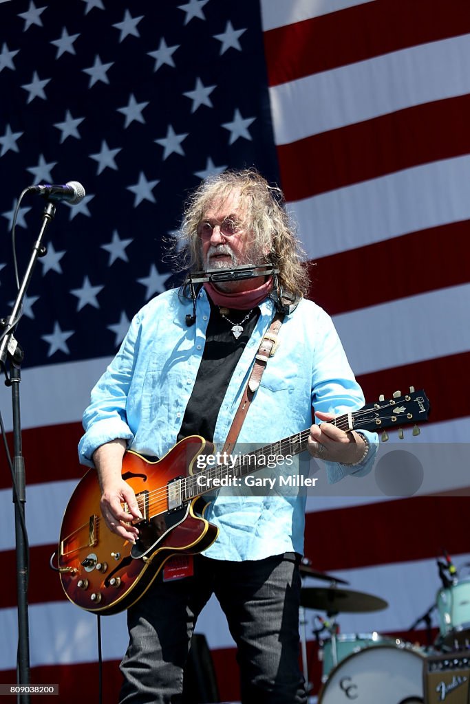 Willie Nelson's 4th Of July Picnic