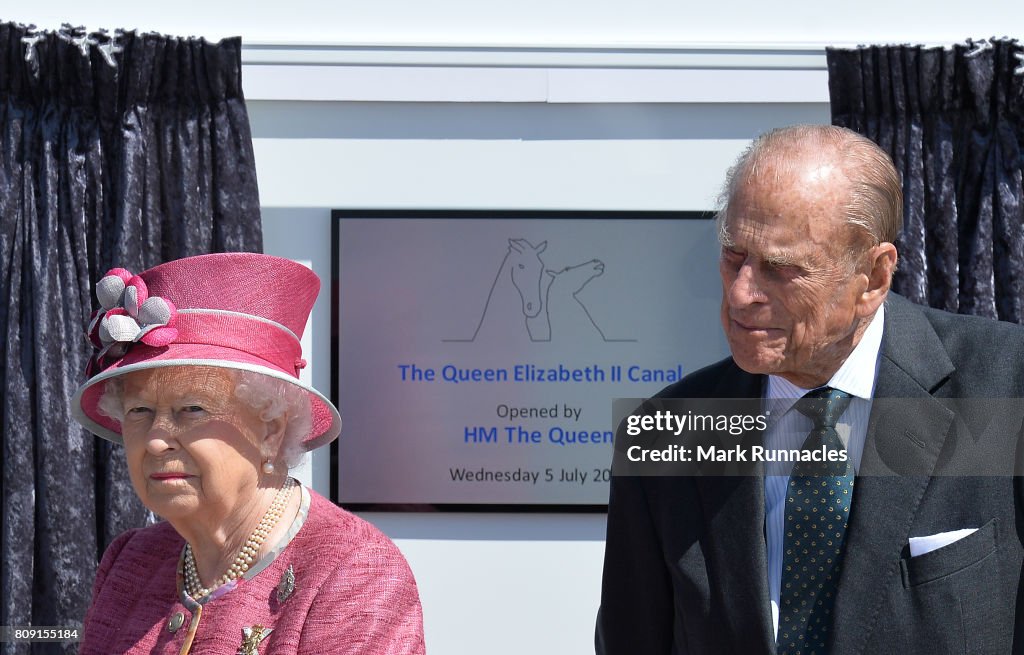 The Queen & Duke Of Edinburgh Visit Stirling And Falkirk