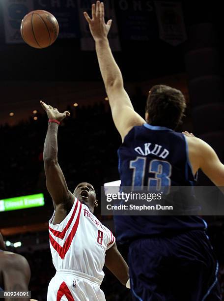 2008 Rockets Jazz 330 Houston Rockets Bobby Jackson Photos & High Res Pictures - Getty Images