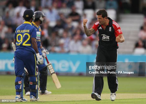 England's Jade Dernbach celebrates the wicket of Sri Lanka batsman Nuwan Kulasekara during the fourth Natwest ODI match at Trent Bridge, Nottingham.