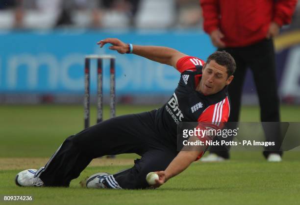 England's Tim Bresnan catches out Sri Lanka batsman Angelo Matthews off his own bowling during the fourth Natwest ODI match at Trent Bridge,...