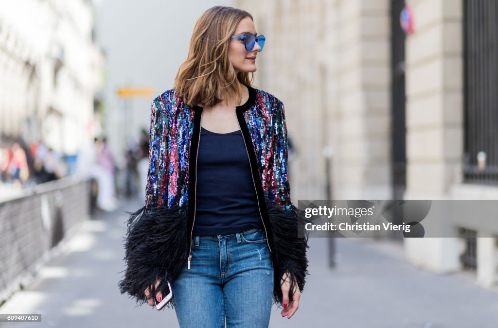 Street Style - Paris Fashion Week - Haute Couture Fall/Winter 2017-2018 : Day Four
