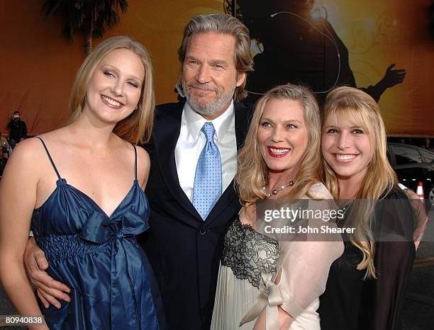 Actor Jeff Bridges and family arrive to the "Iron Man" premiere at Grauman's Chinese Theatre on April 30, 2008 in Hollywood, California.