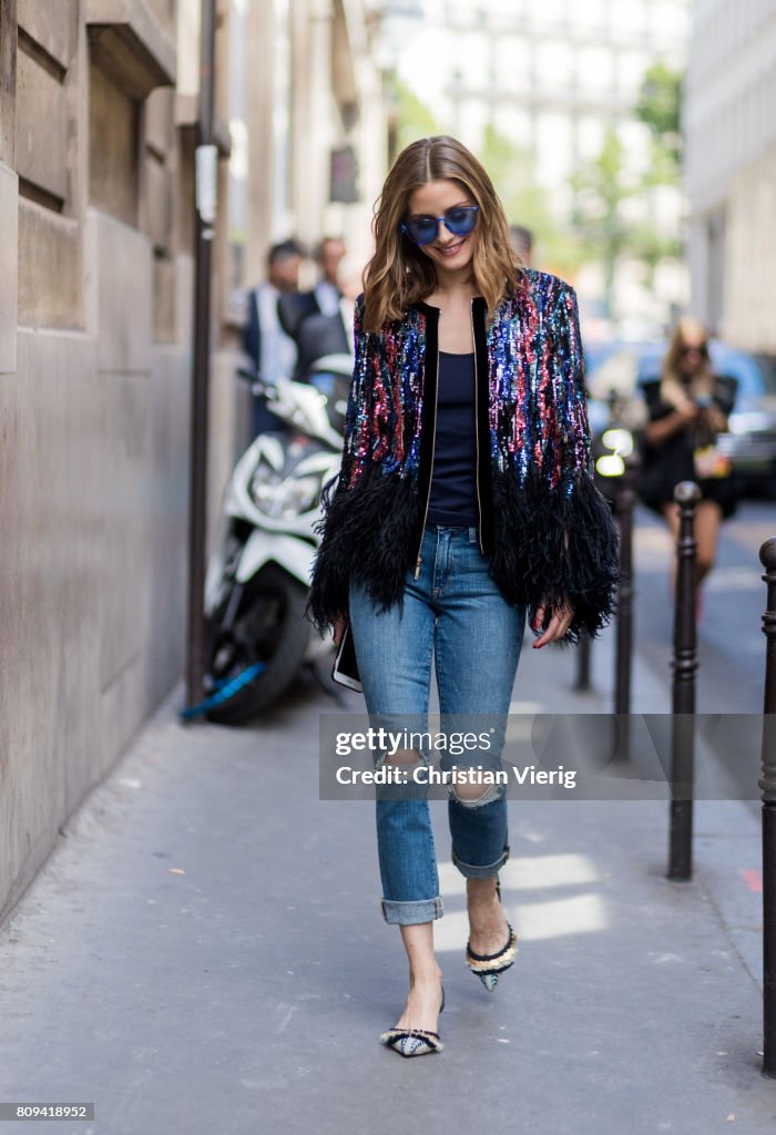 Street Style - Paris Fashion Week - Haute Couture Fall/Winter 2017-2018 : Day  Four