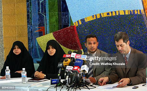 Iraqi Members of Parliament from al-Sadr bloc Fawzi Akram, Salih al-Ukeili, Maha Adil, Zeinab Karim attend a press conference at al-Rashid hotel on...