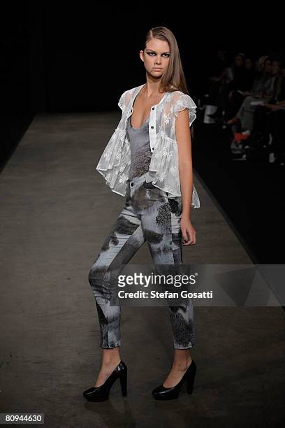Model showcases an outift by designer Shakuhachi on the catwalk during the fourth day of the Rosemount Australian Fashion Week Spring/Summer 2008/09...