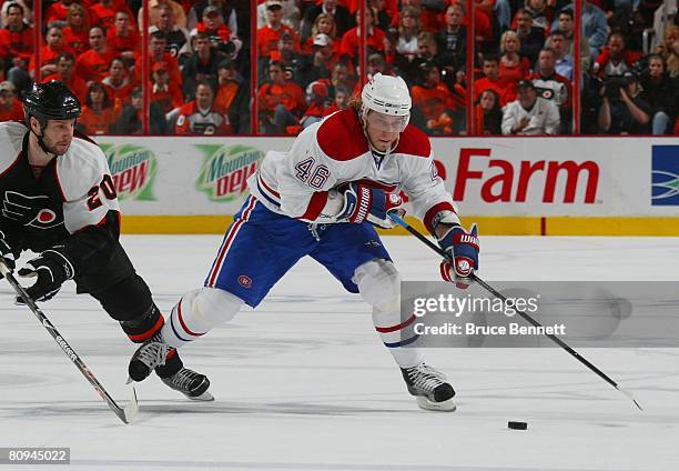 Andrei Kostitsyn of the Montreal Canadiens skates against the Philadelphia Flyers during game three of the Eastern Conference Semifinals of the 2008...