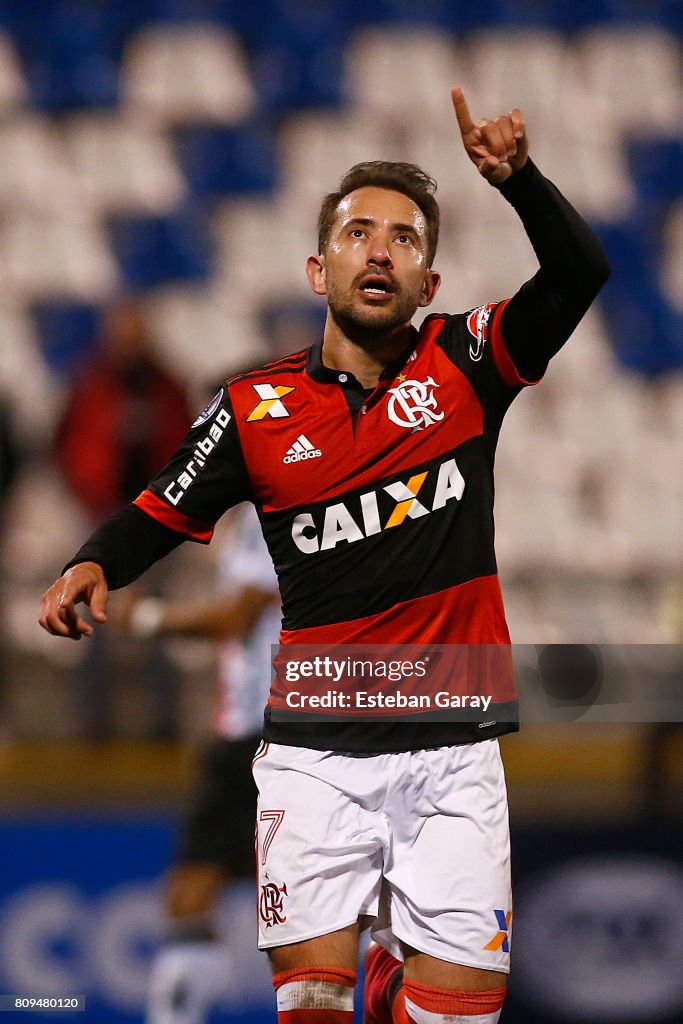 Palestino v Flamengo - Copa CONMEBOL Sudamericana 2017