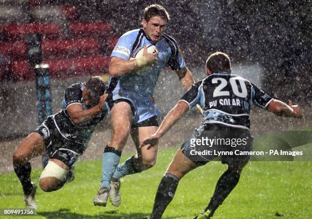 Glasgow Warriors' Colin Gregor and Duncan Weir and Newcastle Falcon's Luke Eves
