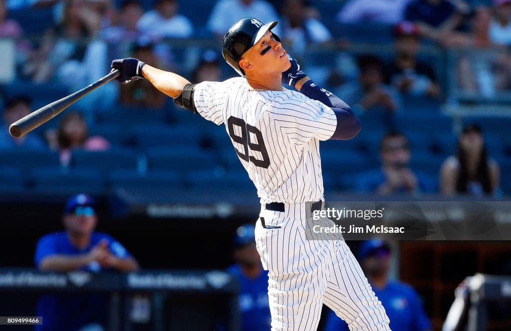 Toronto Blue Jays v New York Yankees