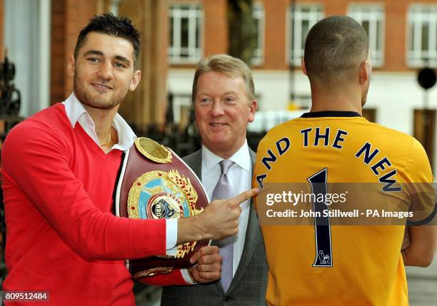 Nathan Cleverly and Tony Bellew with promoter Frank Warren during a press conference at the Landmark Hotel, London.