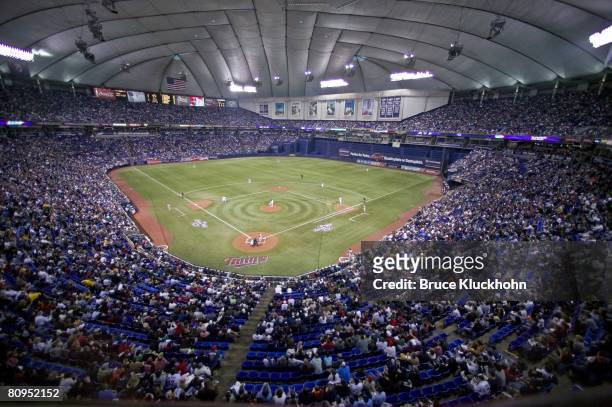 General view as the Los Angeles Angels of Anaheim play the Minnesota Twins at the Metrodome in Minneapolis, Minnesota on March 31, 2008.