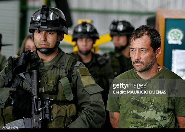 Colombian police take into arrest drug lord Miguel Angel Mejia Munera on May 2, 2008 in Mariquita, department of Tolima, Colombia. Miguel Angel's...
