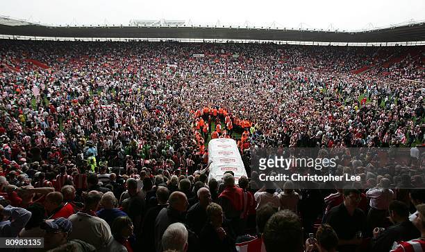Southampton fans run onto the pitch as they celebrate avoiding relegation during the Coca-Cola Championship match between Southampton and Sheffield...