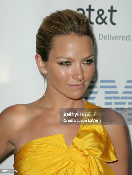 Actress Becki Newton attends the 19th Annual GLAAD Media Awards at the Kodak Theater on April 26, 2008 in Hollywood, California.