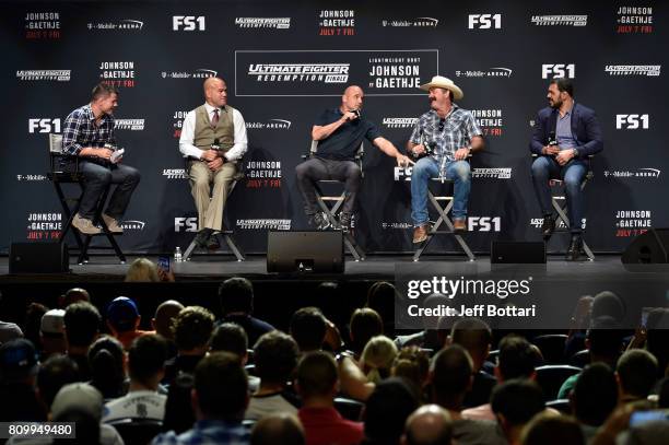 Former WEC light heavyweight champion and UFC contender Brian Stann hosts a Legends panel with former Light Heavyweight Champion Tito Ortiz, former...