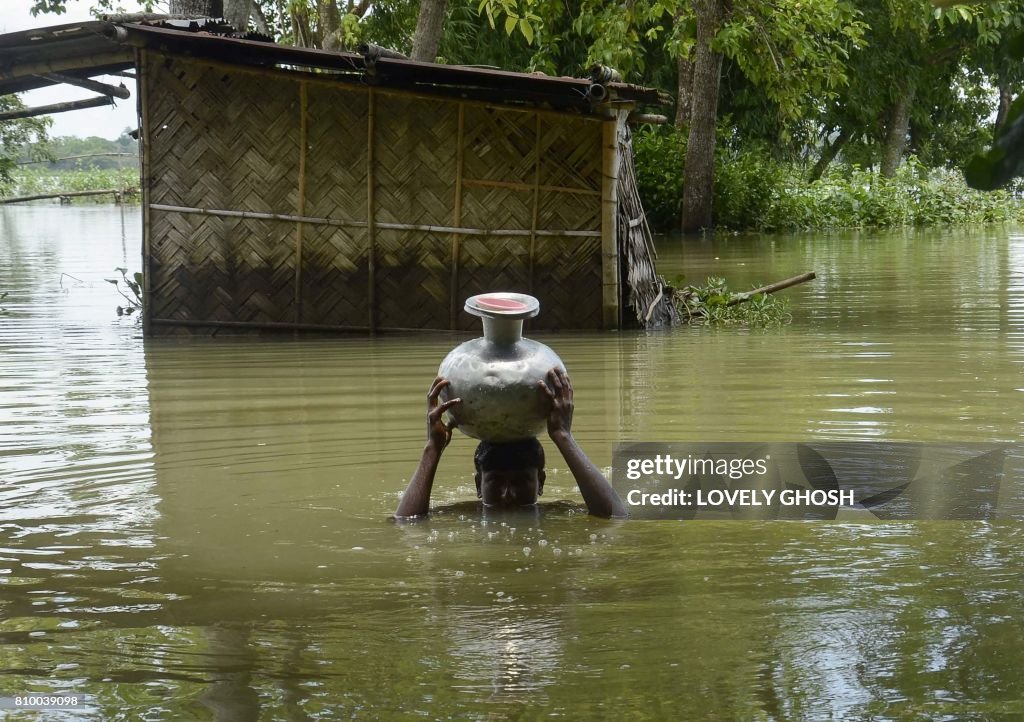 INDIA-WEATHER-FLOOD