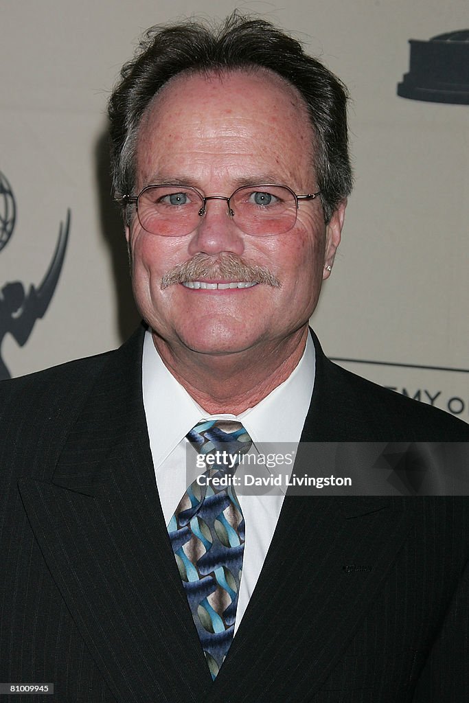 "A Mother's Day Salute To TV Moms" - Arrivals