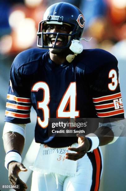 Running back Walter Payton of the Chicago Bears is having a good time on the sideline in a 27 to 9 win over the Minnesota Vikings on October 27, 1985.