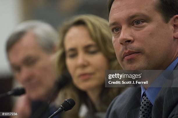 Represenative Shuler 14 Shulers Stock Photos, High-Res Pictures, and Images - Getty Images